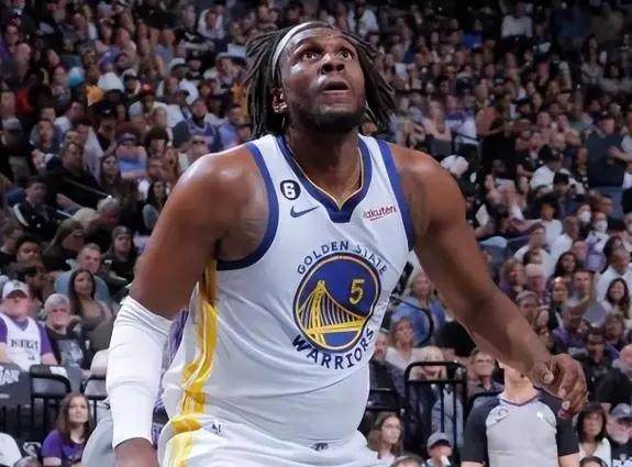 永远不要低估一颗总冠军的心！勇士或复制火箭神话