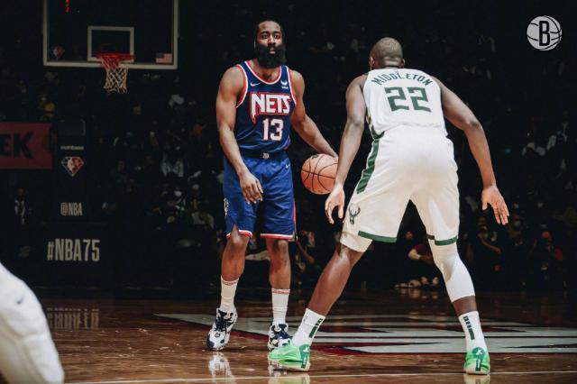 MVP版本哈登再度消失 战强敌大胡子数据全面缩水