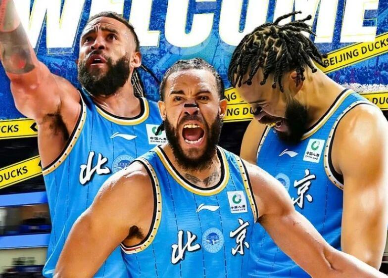 开云体育网址-北京男篮麦基到位，辽宁男篮又有新援抵达沈阳，胡明轩膝伤严重！